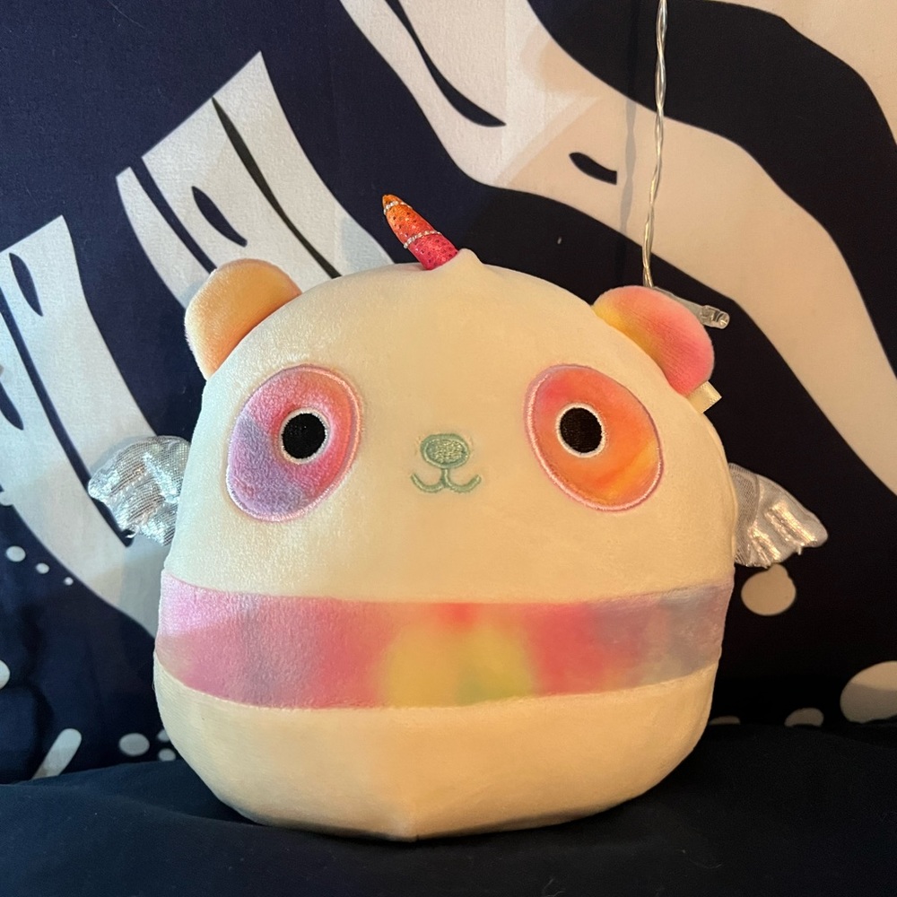 Squishmallow Pei